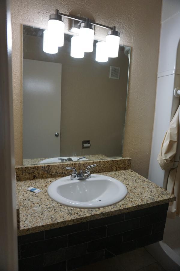 Econo Lodge San Antonio Northeast I-35 Kültér fotó